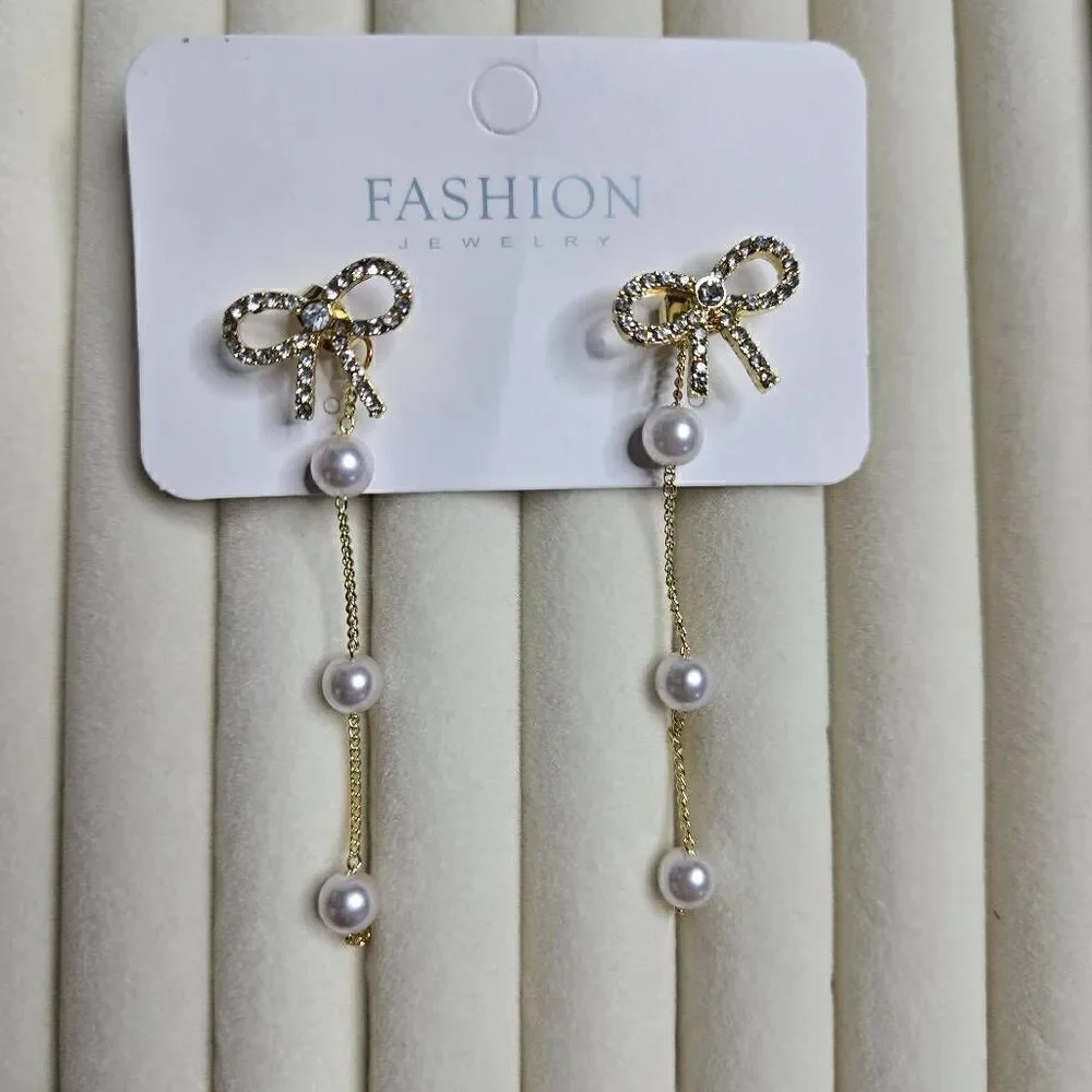 Elegant Vintage Bow Pearl Tassel Stud Earrings
